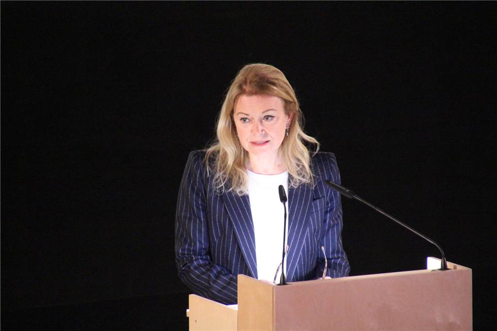 „Lyrik und Linsensuppe“ feiert 16. Auflage: „Geld ist dringend notwendig“ Dr. Anke Höwing gehörte im vergangenen Jahr zu den Vortragenden bei "Lyrik und Linsensuppe".