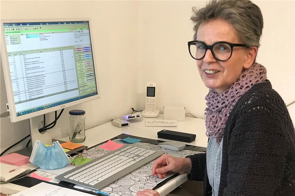 Dorstener Arzt Klaus Heuwing erklärt, wozu der neue Corona-Impfstoff gut ist Dr. Anna Mitchell aus Dorsten meint, dass viele Menschen noch auf einen zukünftigen Corona-Impfstoff warten.