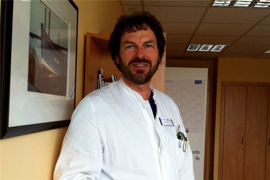Pollenflug nimmt zu: Mediziner aus Werne geben Allergikern Tipps Dr. Detlef Lüders ist Chefarzt der Pneumologie im St.-Christophorus-Krankenhaus in Werne.