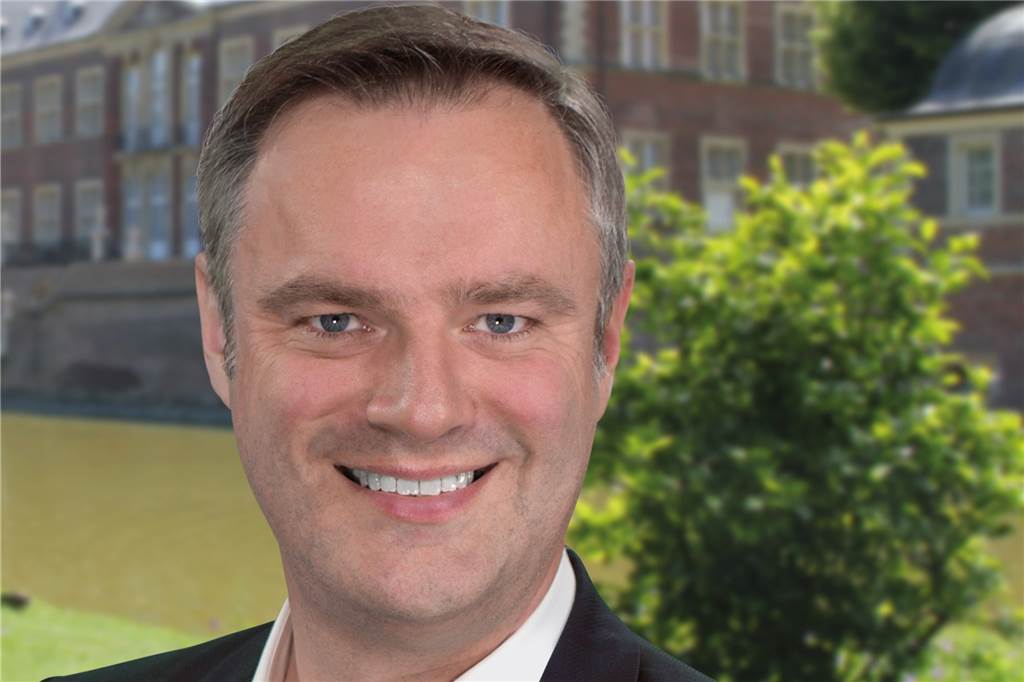 Reaktionen im Überblick: Entsetzen, Fassungslosigkeit und Trump-Kritik Dr. Michael Räckers, CDU-Fraktionsvorsitzender in Ahaus, findet die Geschehnisse entsetzlich, zieht aber auch Parallelen nach Deutschland.
