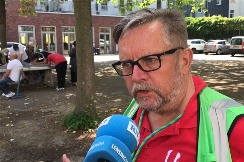 Corona-Impfungen: Bei zwei Gruppen hakt es in Dortmund besonders Dr. Reinhard Büker ist Leiter des Impfzentrums in Dortmund.
