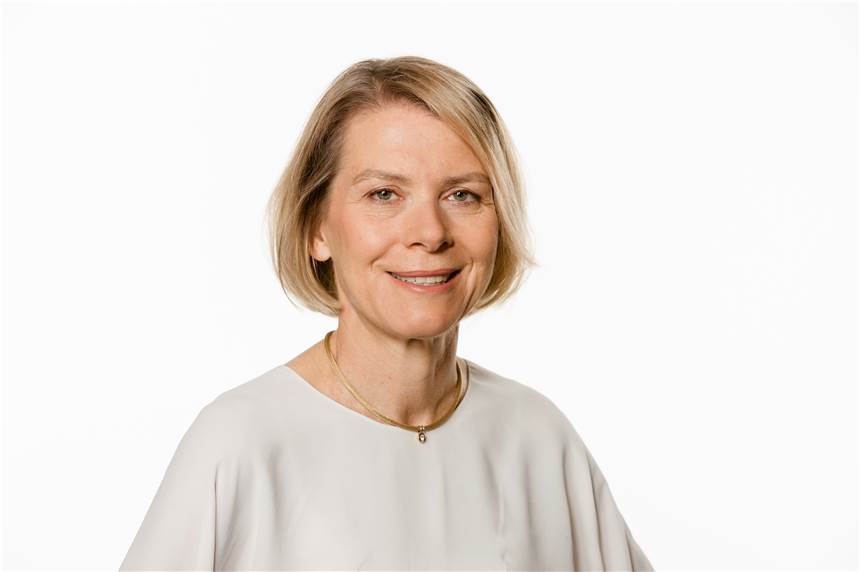 Augenärztin bekommt Ehrenpreis für erfolgreiche Frauen im Mittelstand Dr. Stefanie Schmickler ist geschäftsführende Augenärztin des Augen-Zentrum-Nordwest.