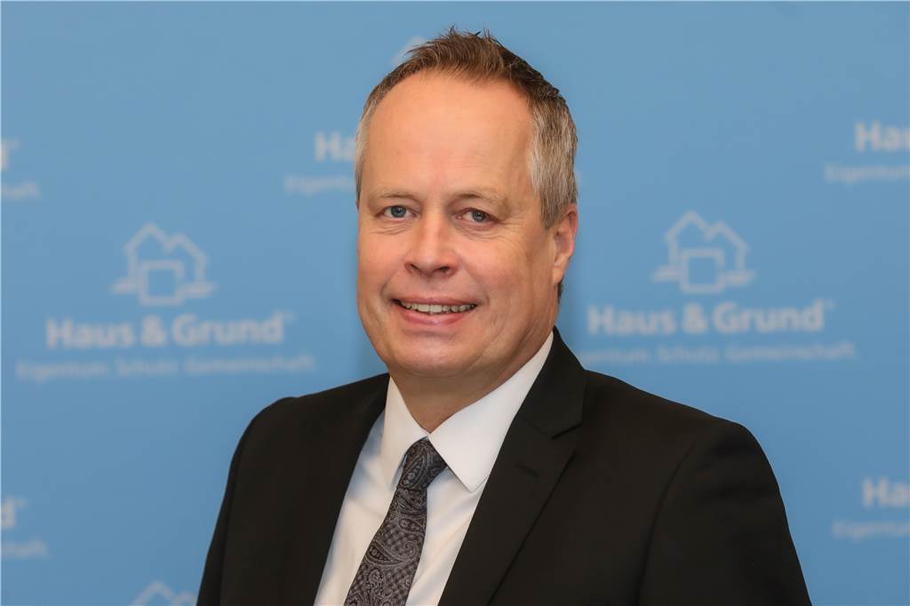Fallen jetzt die Immobilienpreise? Chef-Gutachter gibt Antworten Dr. Thomas Bach, Hauptgeschäftsführer von Haus & Grund Dortmund, sagt: - „Dortmund ist als Wohnstandort und als Ort für wohnungswirtschaftliche Investitionen nach wie vor attraktiv.“