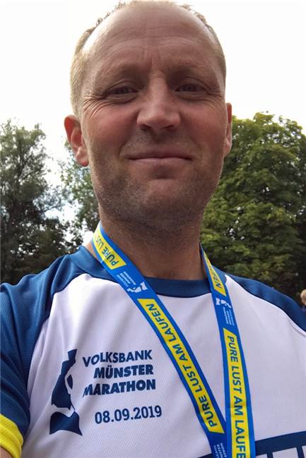 Sechs Tipps für Laufanfänger: So können Sie direkt durchstarten Dr. Waldemar Bensch läuft selbst regelmäßig, wie hier beim Münster Marathon 2019.