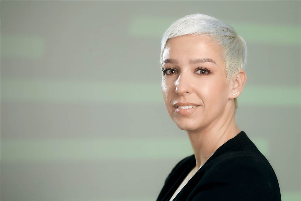 Dr. Wiebke Lüke setzt auf den Standort Dortmund und will schon ab 2022 in der Stadt Elektrolyseure für eine Wasserstoffproduktion in Serie herstellen und so Arbeitsplätze schaffen. 