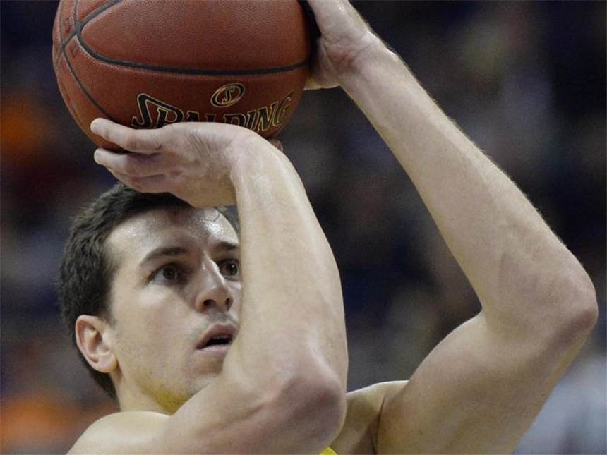 ALBA Berlin siegt 92:82 bei den Löwen Braunschweig Dragan Milosavljevic holte gegen Braunschweig 19 Zähler für Alba Berlin. Foto: Maurizio Gambarini