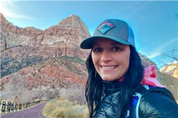 Draußen fühlt sich Tina Söbbing am wohlsten, wie hier im Zion-National Park in Utah im Dezember 2020.