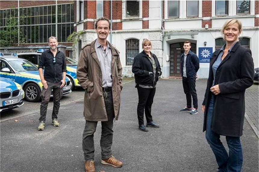 Drehstart in Köln statt Dortmund: Erste Infos zum neuen Tatort „Marionetten“ Drehstart zum neuen Dortmunder Tatort "Marionetten". Die Ausstrahlung soll im ersten Halbjahr 2021 erfolgen.