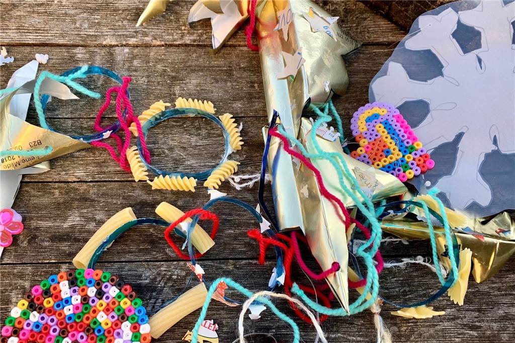 Weihnachtsstimmung trotz Corona: Ein ganzer Ort hilft mit Drei Aplerbecker Kindergärten haben den Schmuck gebastelt.