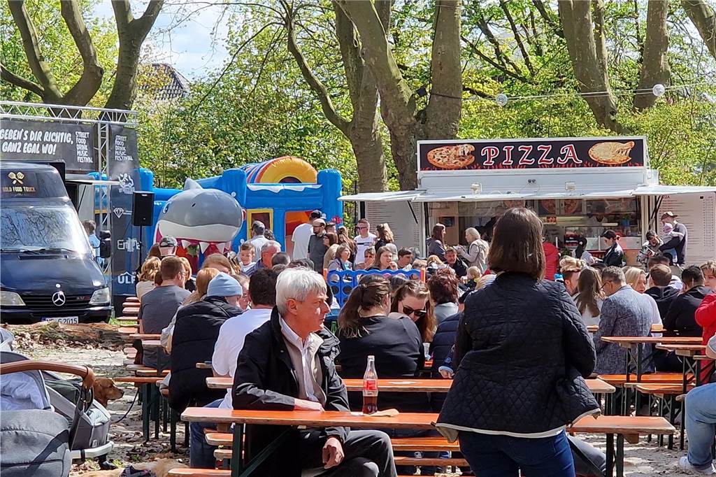 Heimattag und Streetfood: Vreden feiert ein buntes Wochenende Blick auf das Streetfood Festival