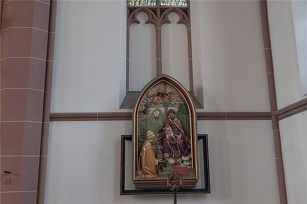 Besichtigungen: So schön ist die renovierte Herz Jesu Kirche in Lünen Drei Tonnen Farbe wurde für die Anstriche verbraucht.