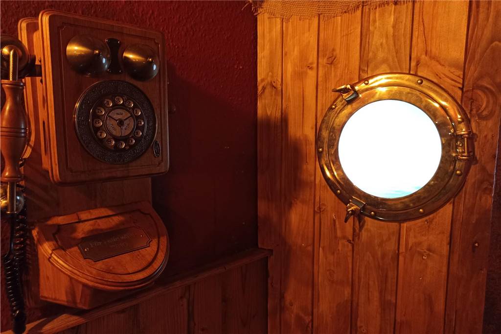 Dennis Hölker (47) verdient sein Geld spielerisch – aber nicht leicht Drei Verschlusssache Escaperooms gibt es inzwischen in Lünen. Bald soll noch ein vierter hinzukommen. Im ältesten von ihnen begeben sich die Spielenden auf die Suche nach einem Piratenschatz.