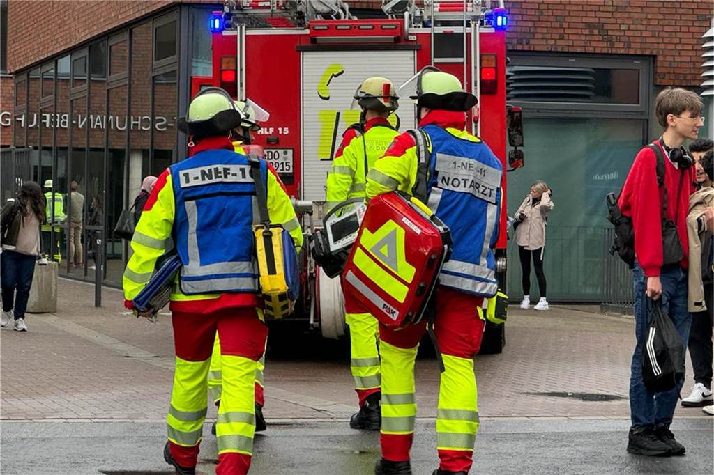 Drei weitere Schülerinnen und Schüler wurden von ihren Eltern abgeholt.