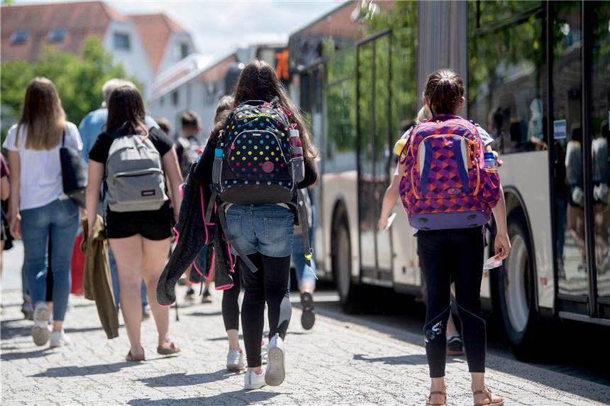 Mehr Busfahrten zum Schulstart sollen bei Infektionsschutz helfen DSW21 erweitert zum Schulbeginn die Fahrten im Schulverkehr.