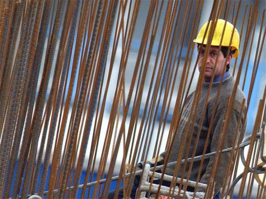 30 Millionen Arbeitsplätze weniger durch Finanzkrise Düsterer kann man die Folgen der Schuldenkrise für die Arbeitsmärkte kaum beschreiben: Millionen von Menschen drohe das Absinken in einen «sozialen Sumpf», warnt der neue ILO-Chef Ryder. Foto: Boris Roessler/Archiv