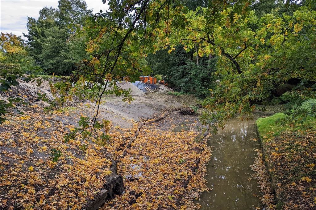 Großumbau in Altstadt-Park von Dorsten: Ein Bachlauf wird zur Baustelle Der Schölzbach