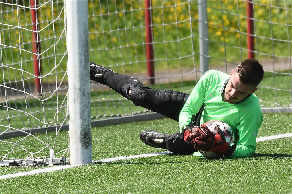 Durch ein 17:2-Schützenfest gegen Schlusslicht BW Börnig verbesserte sich der FC Castrop-Rauxel II in der Kreisliga C1 Herne auf Rang drei.