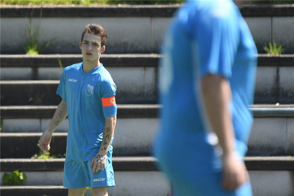 Durch ein 17:2-Schützenfest gegen Schlusslicht BW Börnig verbesserte sich der FC Castrop-Rauxel II in der Kreisliga C1 Herne auf Rang drei.