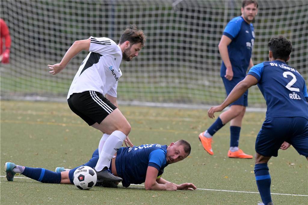 Durch ein Tor in der Nachspielzeit sicherte sich der BV Lünen im Derby beim VfB Lünen noch einen Punkt.