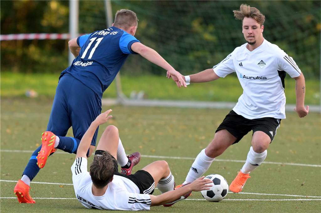 Durch ein Tor in der Nachspielzeit sicherte sich der BV Lünen im Derby beim VfB Lünen noch einen Punkt.