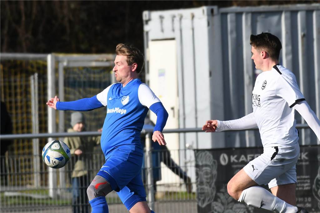 Durch ein Tor von Alihan Kurgan setzte sich der FC Frohlinde gegen den Tabellendritten CSV SF Linden mit 1:0 durch.