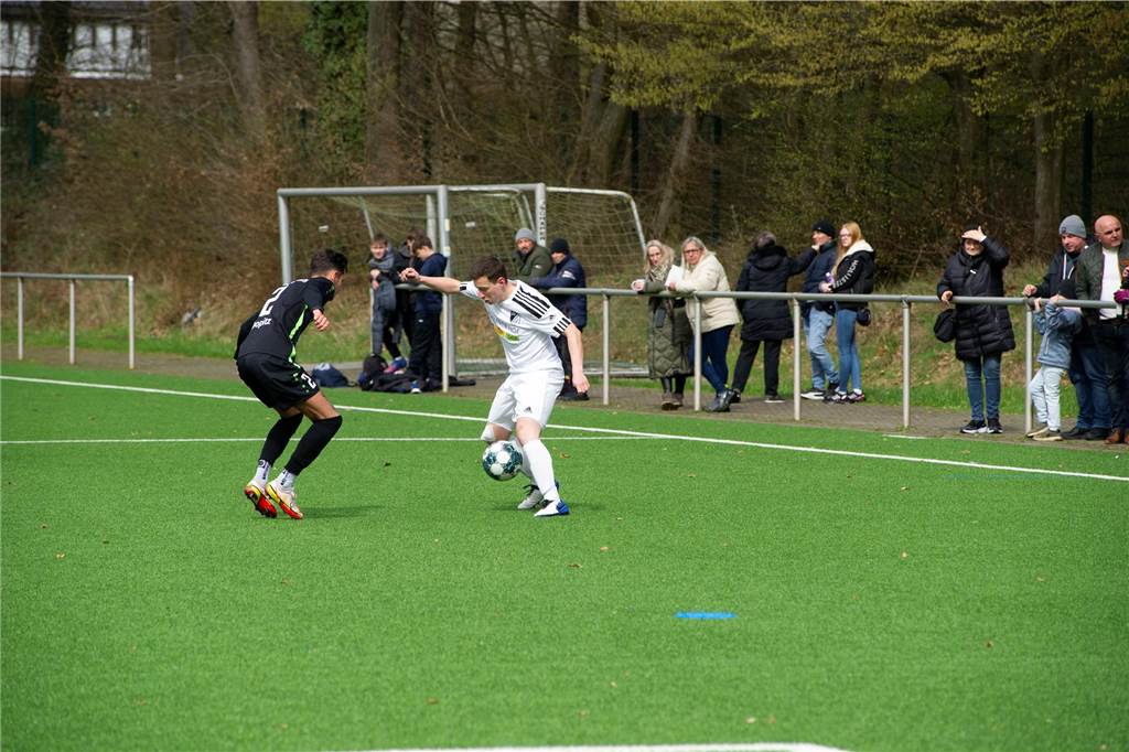 Durch einen Elfmeter in der Nachspielzeit hat der SV Lippramsdorf II mit 3:4 gegen SuS Hervest-Dorsten verloren.