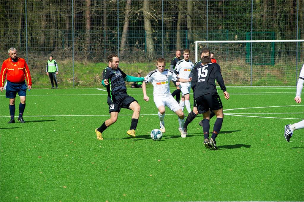 Durch einen Elfmeter in der Nachspielzeit hat der SV Lippramsdorf II mit 3:4 gegen SuS Hervest-Dorsten verloren.