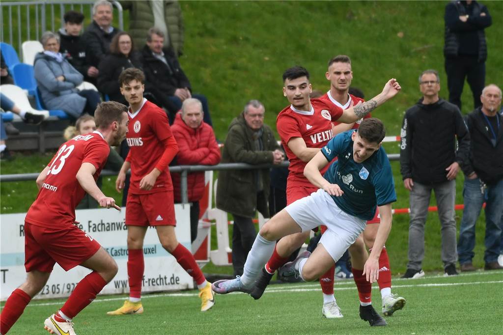 Durch einen Schnitzer in der Abwehr verspielte Wacker Obercastrop den 1:0-Sieg gegen SC Neheim und spielte in der Westfalenliga 1:1.