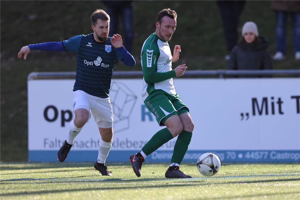 Durch jeweils zwei Tore von Kevin Holz und Elvis Shala setzte sich in der Westfalenliga der SV Wacker Obercastrop mit 4:0 gegen den SV Sodingen durch.