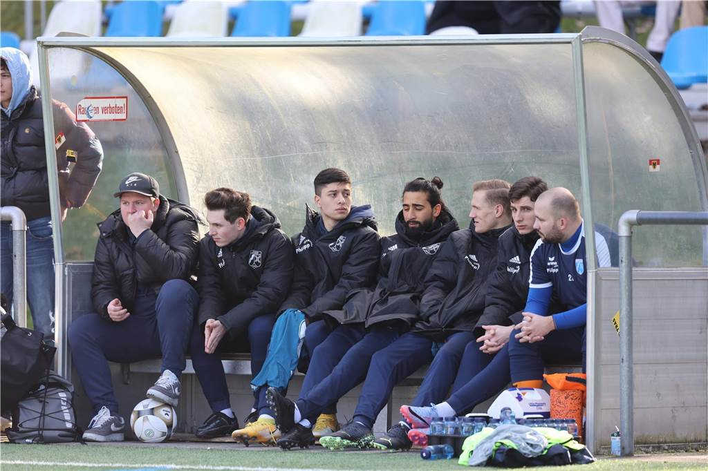 Durch jeweils zwei Tore von Kevin Holz und Elvis Shala setzte sich in der Westfalenliga der SV Wacker Obercastrop mit 4:0 gegen den SV Sodingen durch.