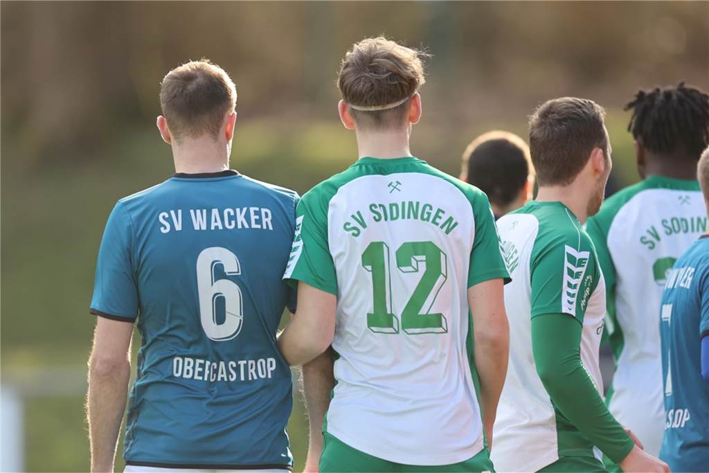 Durch jeweils zwei Tore von Kevin Holz und Elvis Shala setzte sich in der Westfalenliga der SV Wacker Obercastrop mit 4:0 gegen den SV Sodingen durch.