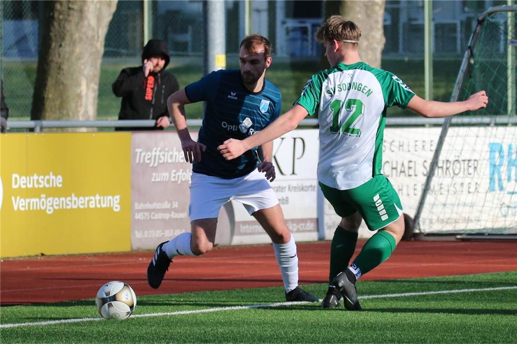 Durch jeweils zwei Tore von Kevin Holz und Elvis Shala setzte sich in der Westfalenliga der SV Wacker Obercastrop mit 4:0 gegen den SV Sodingen durch.