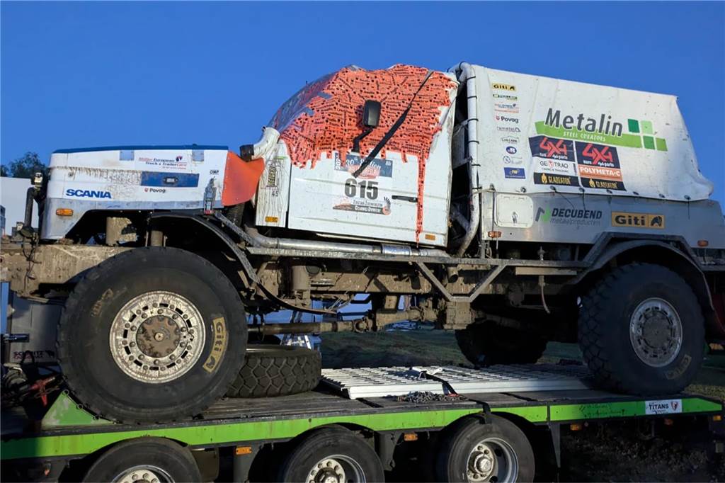 Alfred Wemhoff bei einer Geländerallye mit seinem Unimog.