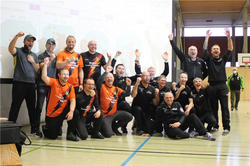 Bundesliga-Finale - Raesfeld gehört erneut zu den acht besten Teams in Deutschland Durften wieder jubeln: Die Sportschützen Raesfeld fahren wie in den vergangenen Jahren zum Bundesliga-Finale der acht besten Luftpistolen-Mannschaften Deutschlands.