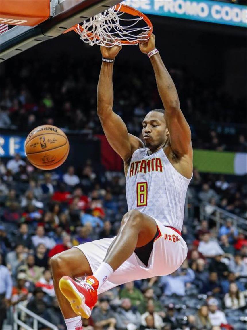 Ein starker Schröder reicht nicht: Atlanta verliert Dwight Howard war bei den Hawks mit 20 Punkten Topscorer. Foto: Erik S. Lesser