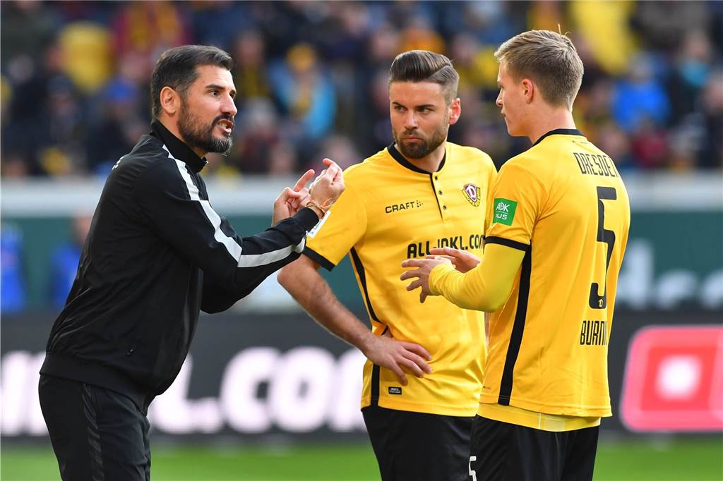 BVB verlängert mit Dzenis Burnic - und leiht ihn nach Dresden aus Dynamo-Trainer Cristian Fiel lobt Dzenis Burnic (r.): „Er ist ein guter Junge, hat fußballerisch eine sehr hohe Qualität.“