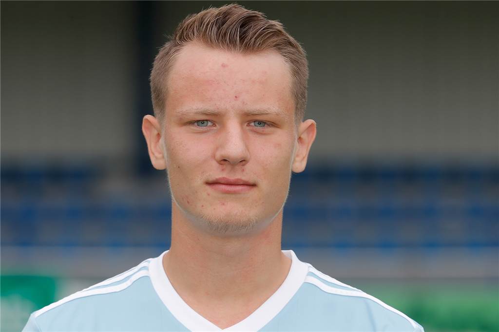 LSV-Spieler Mujkic scheiterte einst beim ASC 09 - und will diesen im Kreispokal nun ausschalten Dzanan Mujkic (l.) startete seine Senioren-Laufbahn im Trikot des ASC 09 Dortmund.