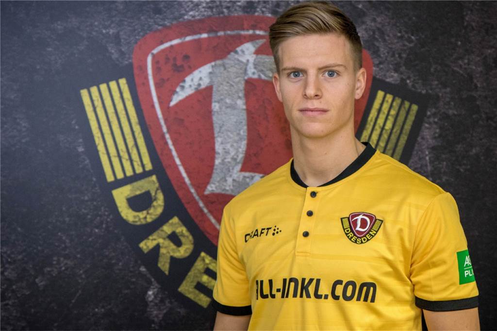 BVB leiht Kagawa an Besiktas aus - Celtic holt Toljan Dzenis Burnic will beim Zweitligisten Dynamo Dresden Spielpraxis sammeln.