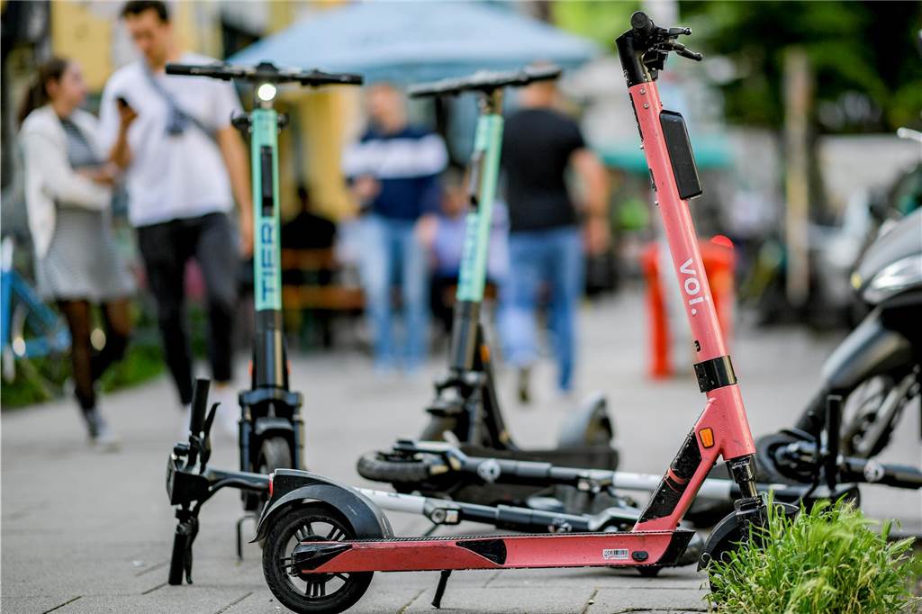 Neue Angebote für Olfener Pendler: App-Buchung und E-Scooter für alle E-Scooter soll es künftig für alle Pendler mit einer Monatskarte für zehn Euro pro Monat geben.