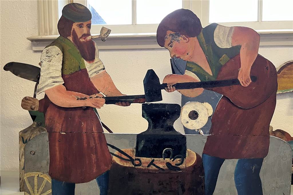 Echte Handwerkskunst im Sim-Jü-Raum: Eine große Sonderausstellungen hatte es im Obergeschoss des Museums bereits anlässlich der 625. Kirmes-Auflage gegeben. Inzwischen ist Sim-Jü Teil der Dauerausstellung.