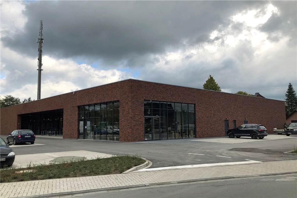 Erste Einblicke in den Edeka-Markt in Legden zwei Wochen vor der Eröffnung Edeka Steiner eröffnet den neuen Markt am alten Standort am Fliegenmarkt.