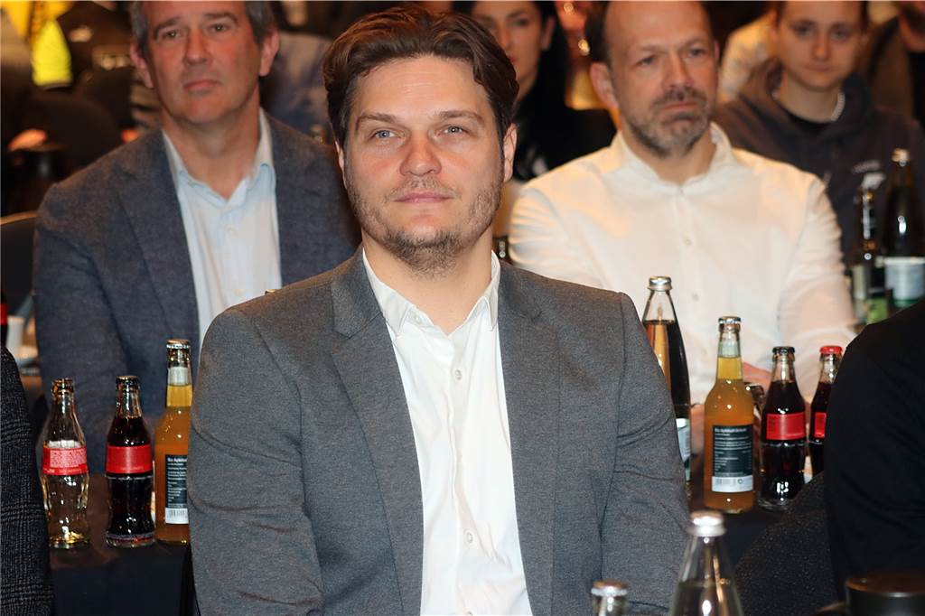 Edin Terzic während der Mitgliederversammlung.