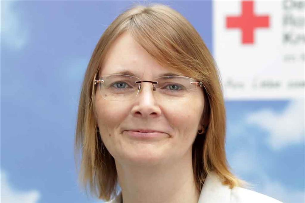 „Grenzenlos Queer“ : Stammtisch lädt zu Austausch und Begegnung ein Edith-Margarete Gewers ist Quartiersmanagerin im Generationenbüro Vreden und hat den Queer-Stammtisch ins Leben gerufen.
