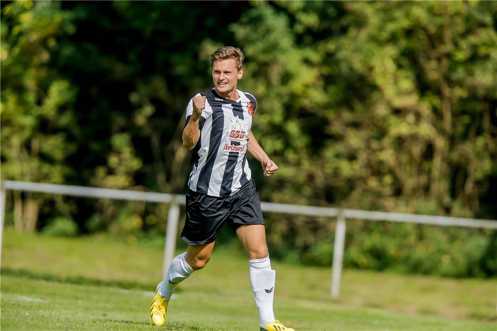 Mengede 08/20 verpflichtet Offensivspieler von RW Germania, um den Aufstieg zu schaffen Eduard Sprenger ging bereits 2014 für Mengede auf Torejagd.