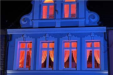 Effektvoll ist die Kombination von Außen- und Innenbeleuchtung beim Hussel-Haus am Marktplatz.