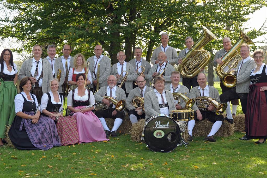 Red Ivy, Bruno „Günna“ Knust und einige mehr zu Gast in der Freilichtbühne Werne Egerländer Musik lassen die Original Baumberger Musikanten am Sonntagnachmittag in der Freilichtbühne hören.