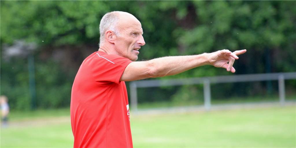 Bei Klassenerhalt: Bernd Meyer bietet dem SV Eggerode besonderen Wetteinsatz Eggerode-Trainer Bernd Meyer