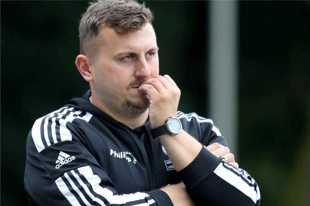 Viererpack zum Einstand: Brackels neuer Rekord-Torjäger mit eindrucksvollem Einstand Egzon Gervalla, Trainer des SV Brackel, hat vielleicht einen neuen Torjäger gefunden.