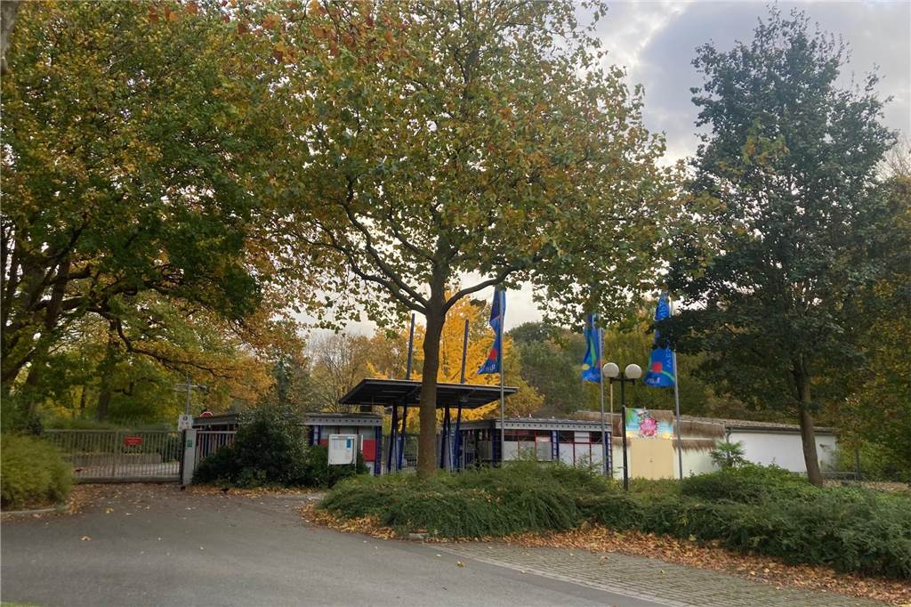 IGA soll Biergarten im Westfalenpark zum Anziehungspunkt machen Eher unscheinbar ist der Parkeingang Buschmühle aktuell. Das soll sich zur IGA 2027 ändern.