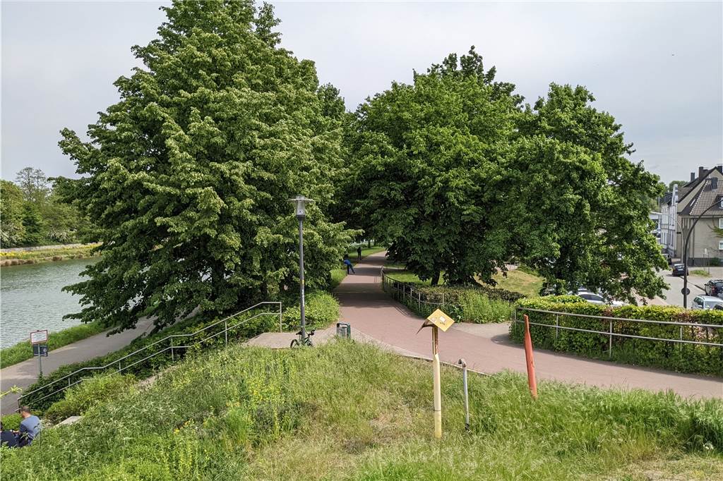 Unmut über „Szene“ am Kanal in Dorsten: „Müssen konsequent eingreifen“ Fußweg am Kanal